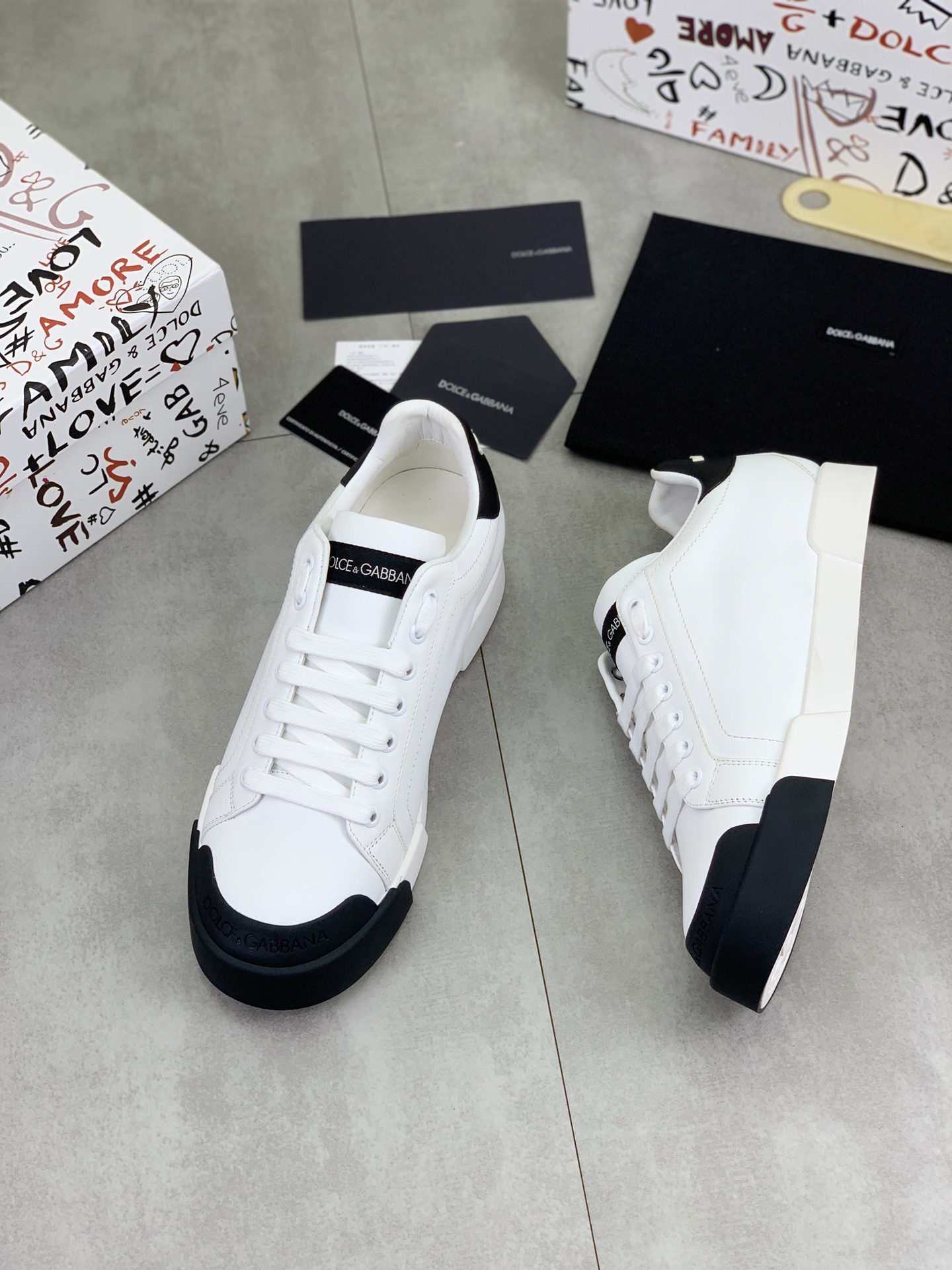 olce & Gabbana shoe